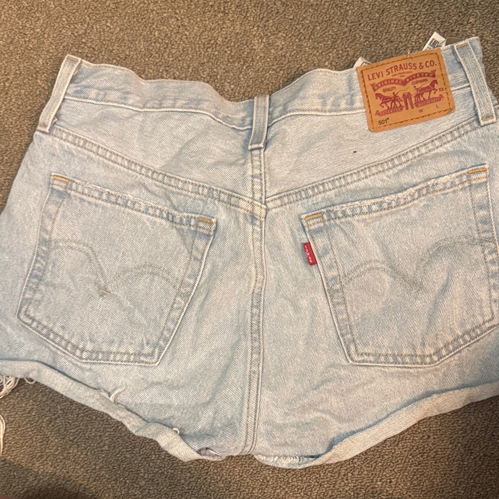 Levi's Women's 501 size 28 Classic Light Blue Jean Shorts